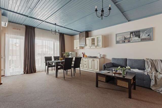 Отель GoodZone Club Hotel Затока-10